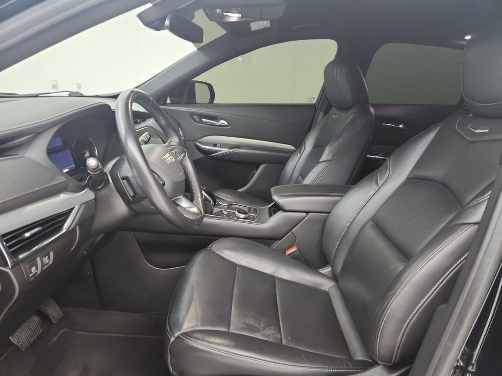 Used 2023 Cadillac XT4 Premium Luxury FWD image 19