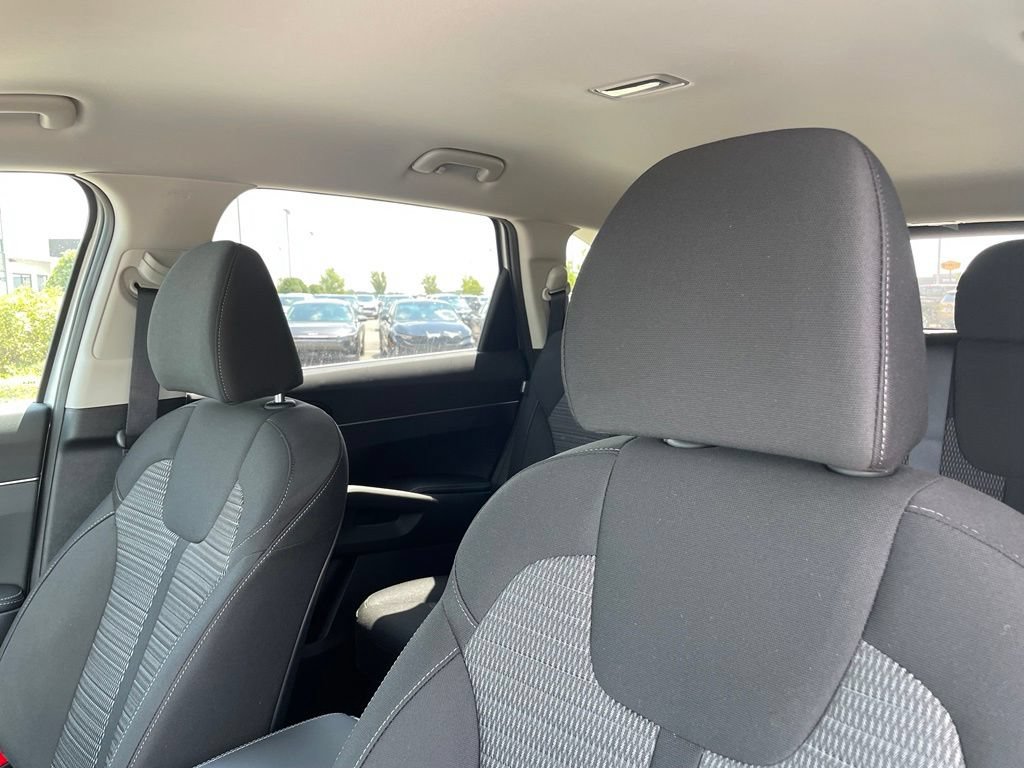 New 2026 Kia Sorento LX FWD image 23