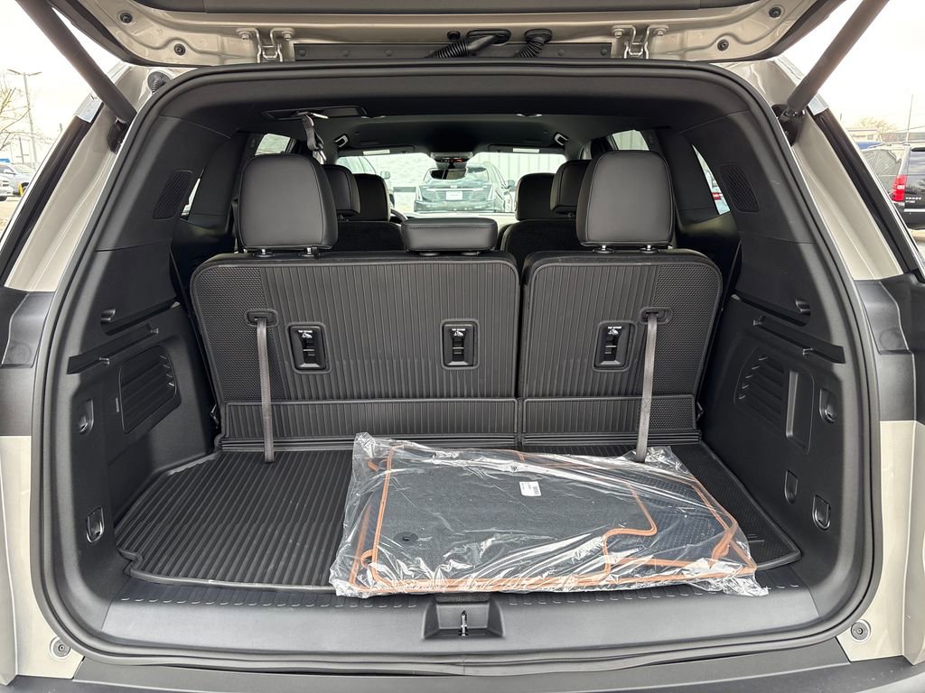 New 2026 GMC Acadia AT4 w/ Luxury Package image 43