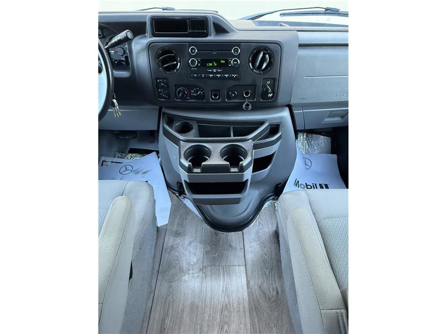 Used 2014 Ford E-150 and Econoline 150 Wagon image 10