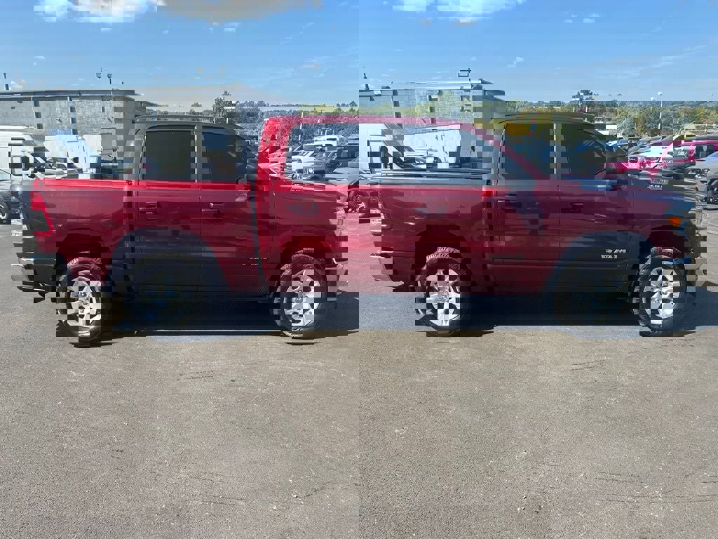 Used 2021 RAM 1500 Big Horn image 4