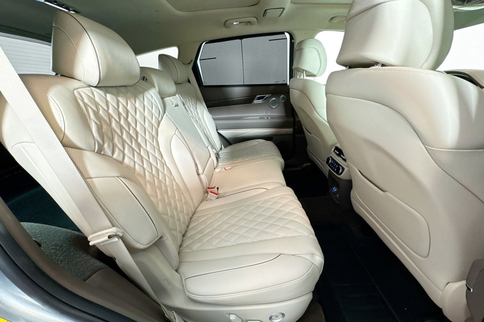 Used 2023 Genesis GV80 3.5T w/ Cargo Package image 27