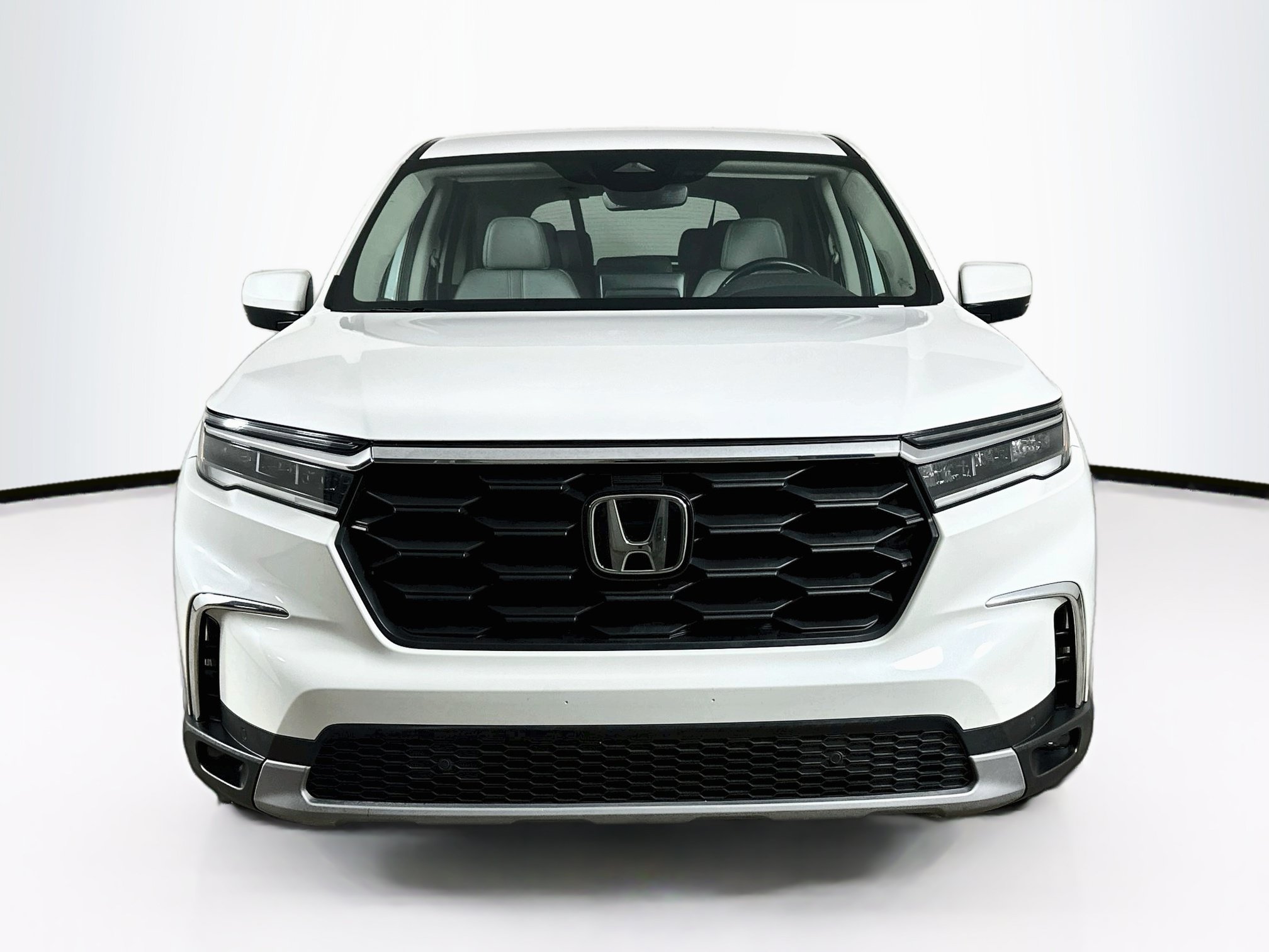 Used 2023 Honda Pilot EX-L image 2