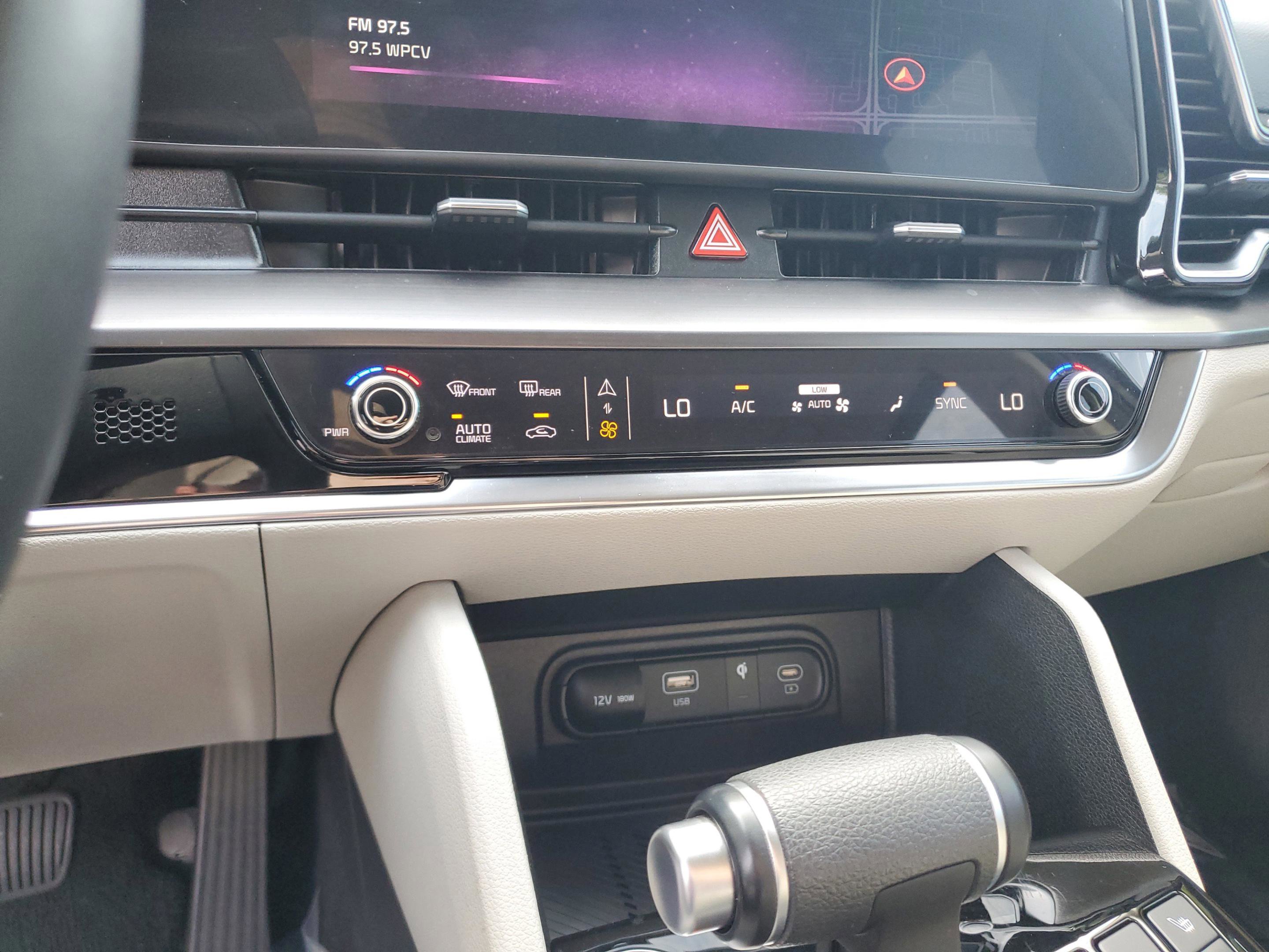 Certified 2024 Kia Sportage EX FWD image 20