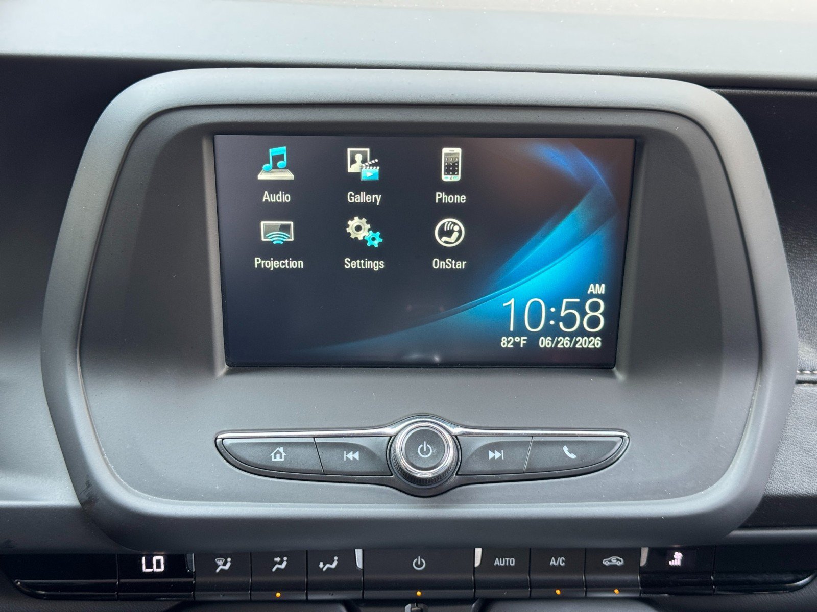 Used 2017 Chevrolet Camaro LT RWD image 24