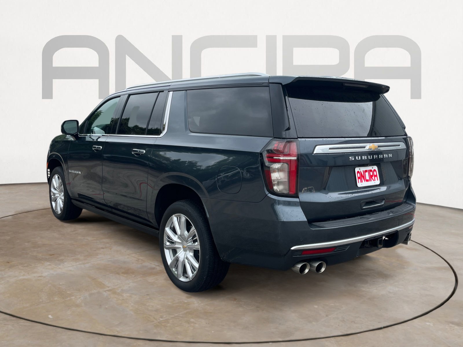 Used 2021 Chevrolet Suburban High Country AWD/4WD image 8