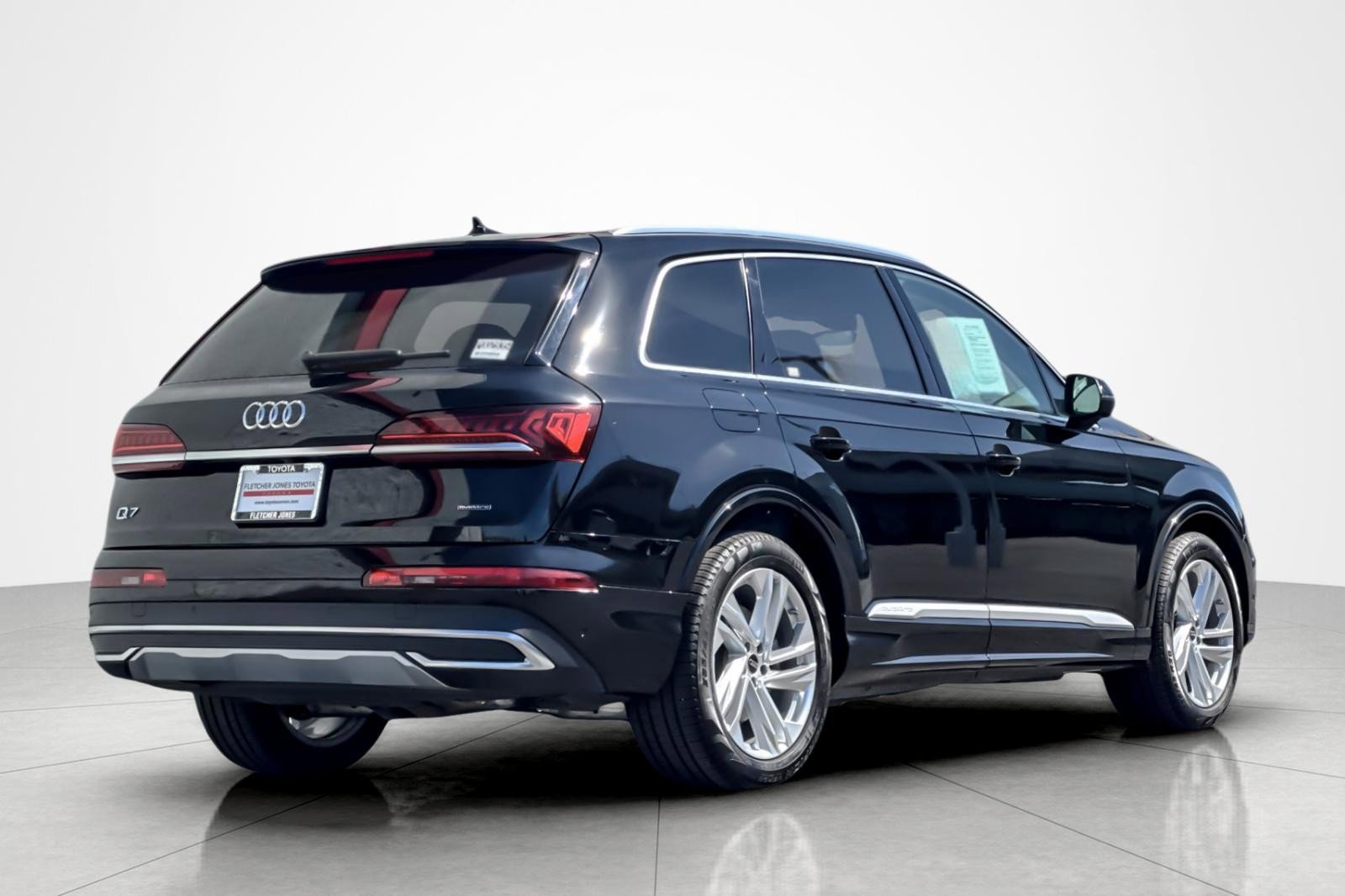 Used 2023 Audi Q7 3.0T Prestige image 5