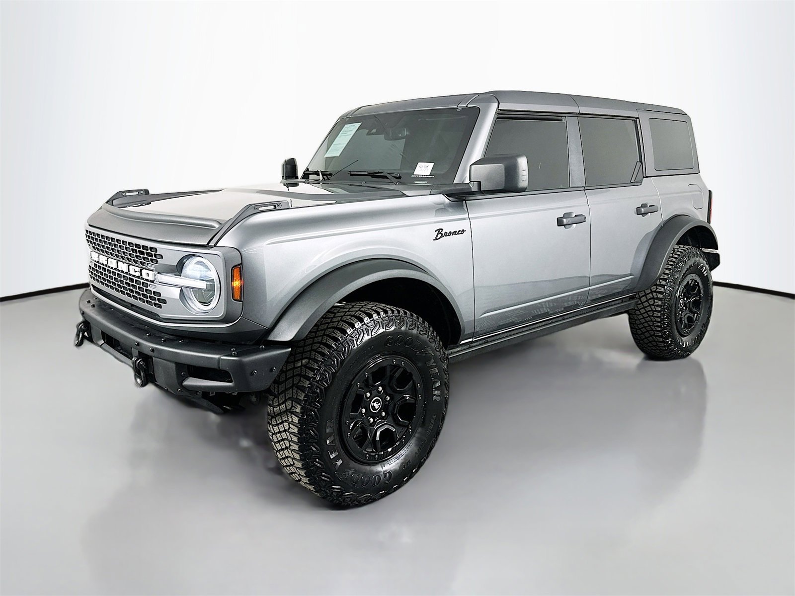 Used 2024 Ford Bronco Badlands w/ Sasquatch Package image 3