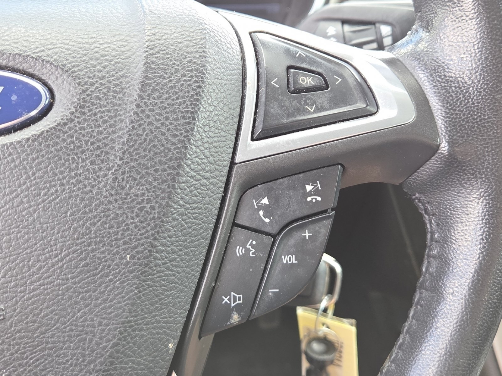 Used 2013 Ford Fusion Energi SE FWD image 30