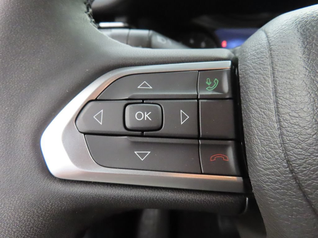Used 2025 Jeep Compass Limited AWD/4WD image 49
