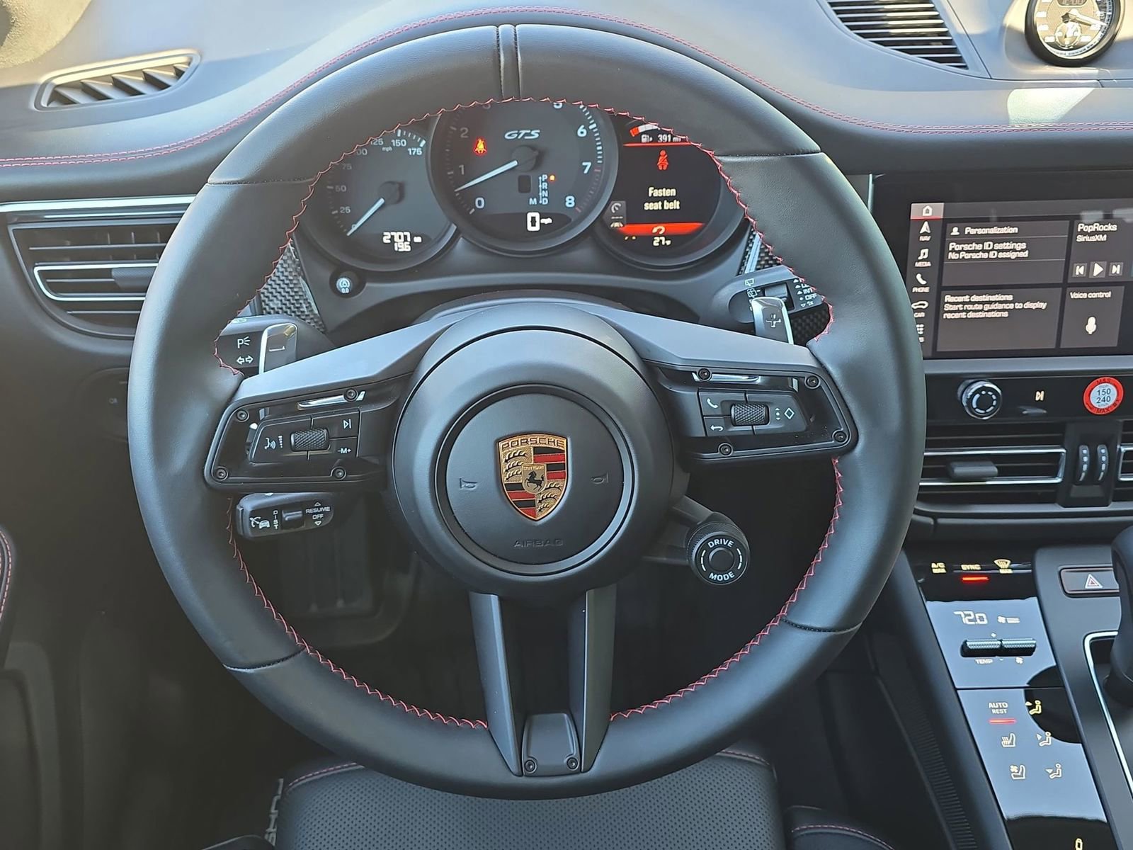 Certified 2026 Porsche Macan GTS image 14