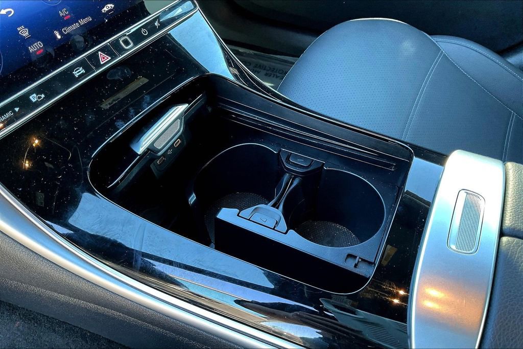 Used 2025 Mercedes-Benz C 300 C 300 image 14