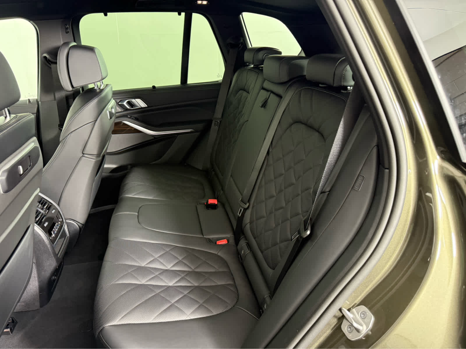 New 2026 BMW X5 xDrive40i w/ M Sport Package image 17