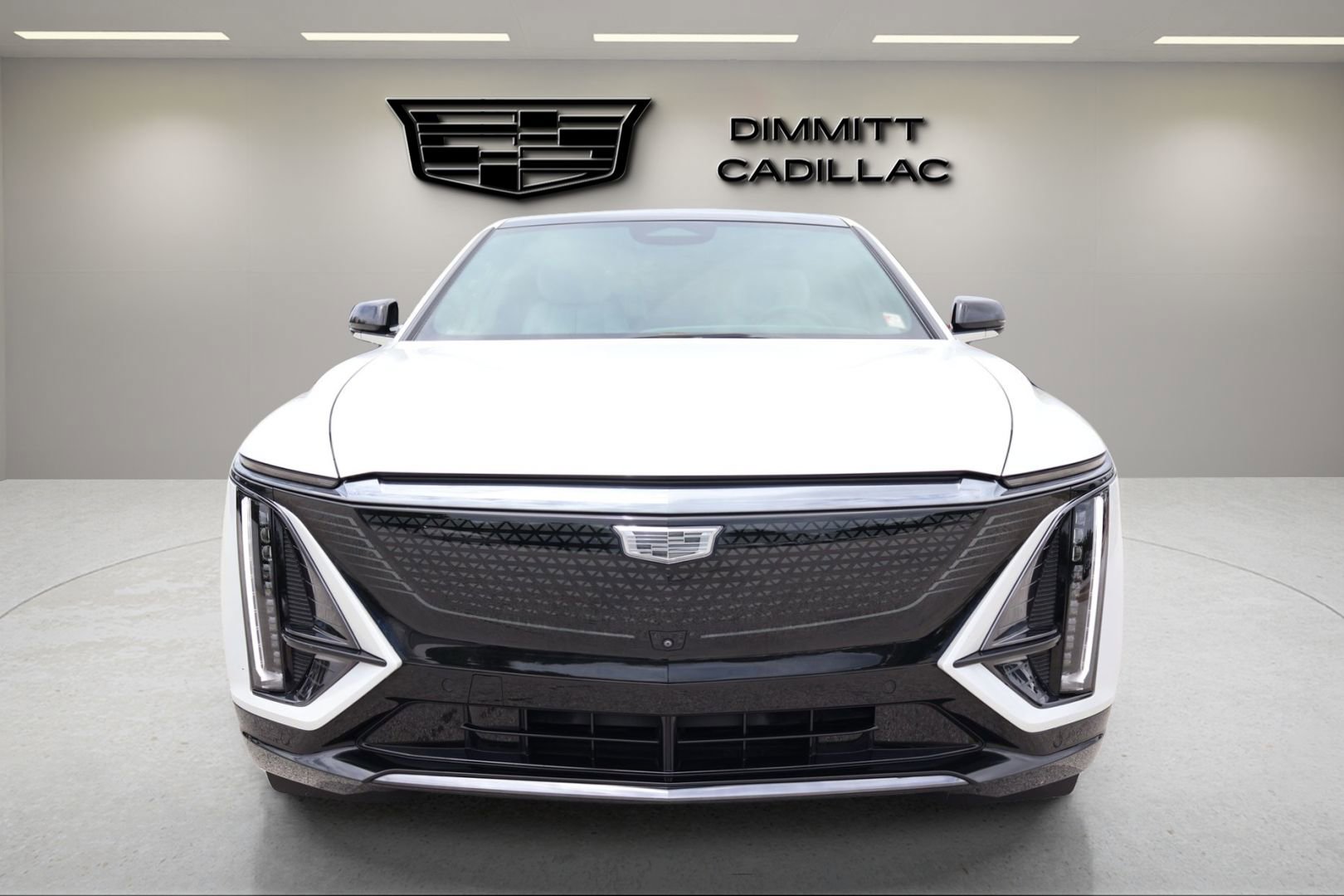 Used 2024 Cadillac Lyriq Sport RWD image 8