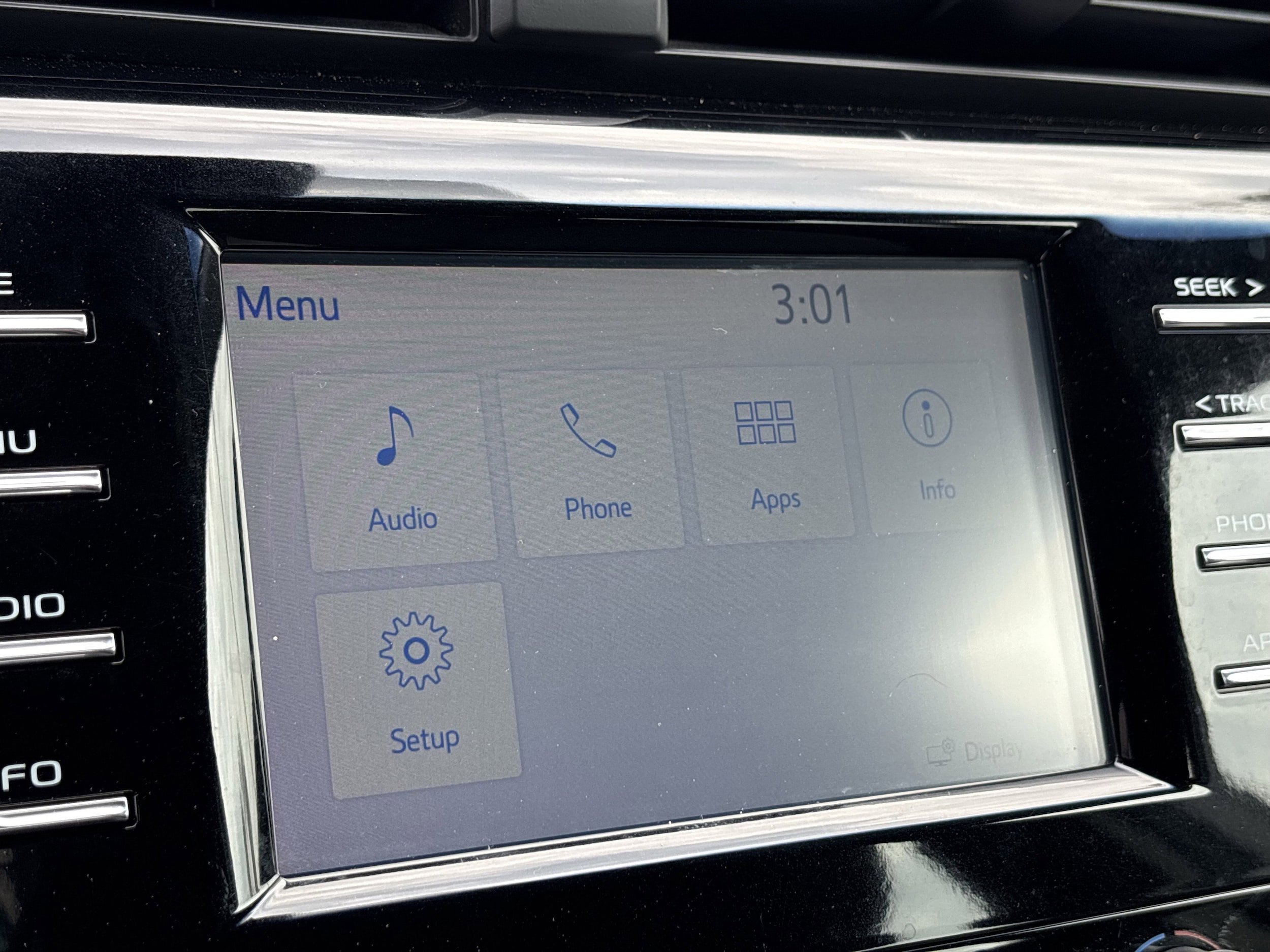 Used 2018 Toyota Camry LE FWD image 22