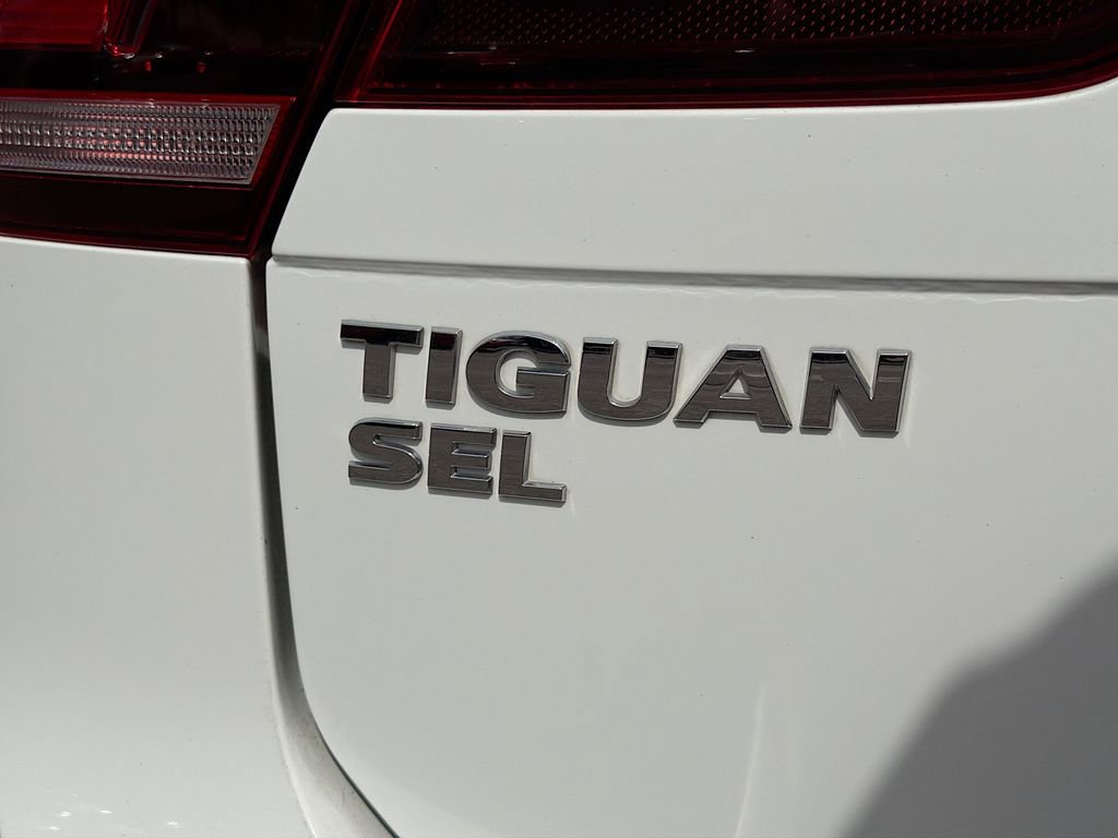 Used 2019 Volkswagen Tiguan SEL image 11