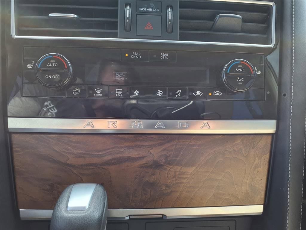 Used 2022 Nissan Armada SL w/ Captain's Chairs Package RWD image 17