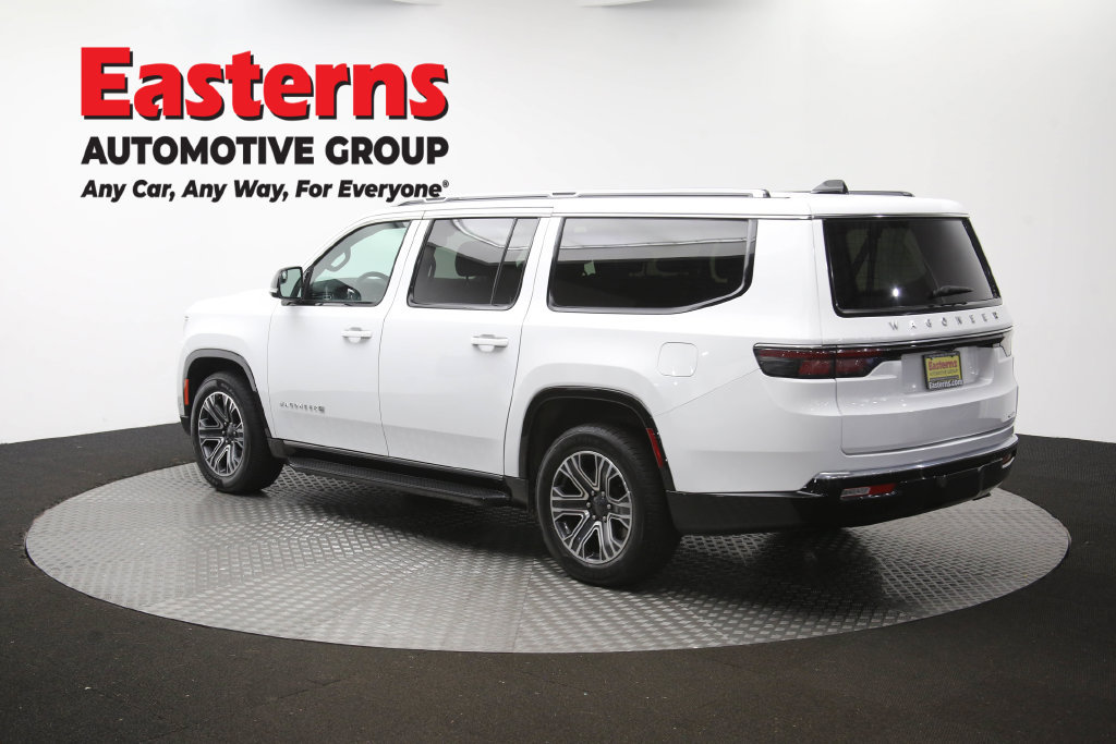 Used 2024 Jeep Wagoneer L Series II w/ Flexible Seating Group AWD/4WD image 72