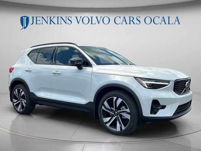 New 2026 Volvo XC40 B5 Plus w/ Climate Package