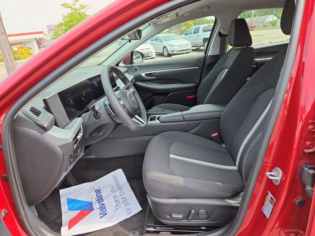 Certified 2025 Hyundai Sonata SEL AWD/4WD image 22