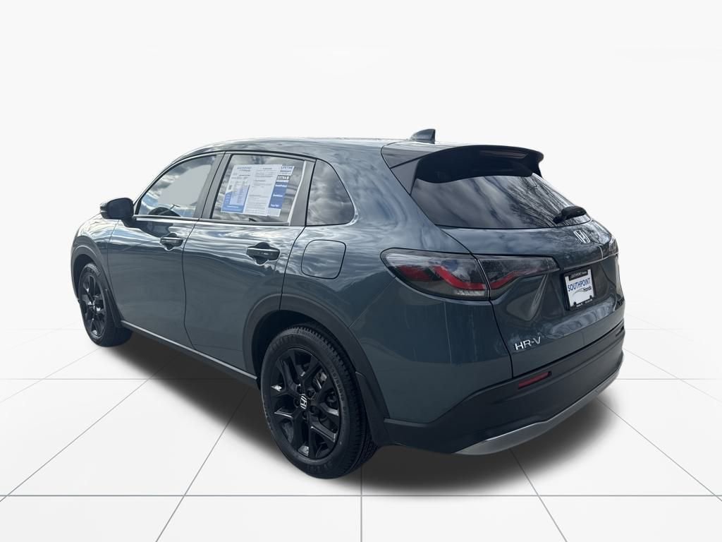 Used 2025 Honda HR-V Sport image 6
