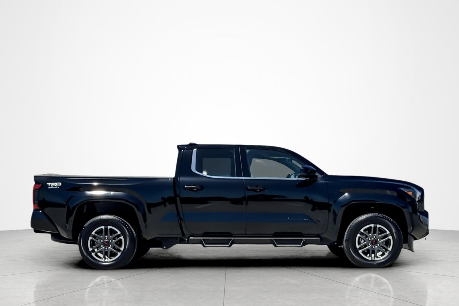 Certified 2025 Toyota Tacoma TRD Sport AWD/4WD image 6