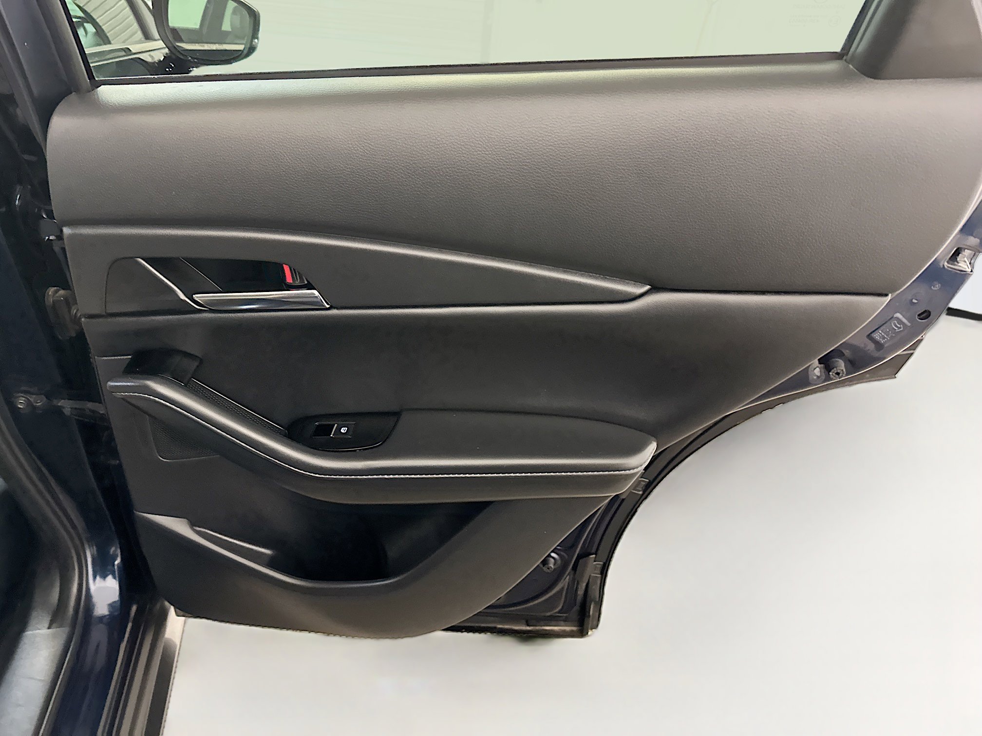 Used 2025 MAZDA CX-30 AWD 2.5 S w/ Preferred Package image 32