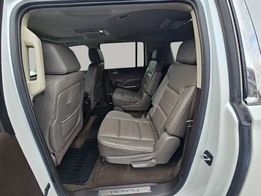 Used 2016 GMC Yukon XL Denali w/ Open Road Package image 22