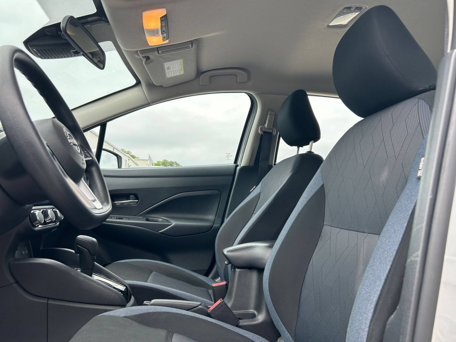 Used 2025 Nissan Versa SV FWD image 18