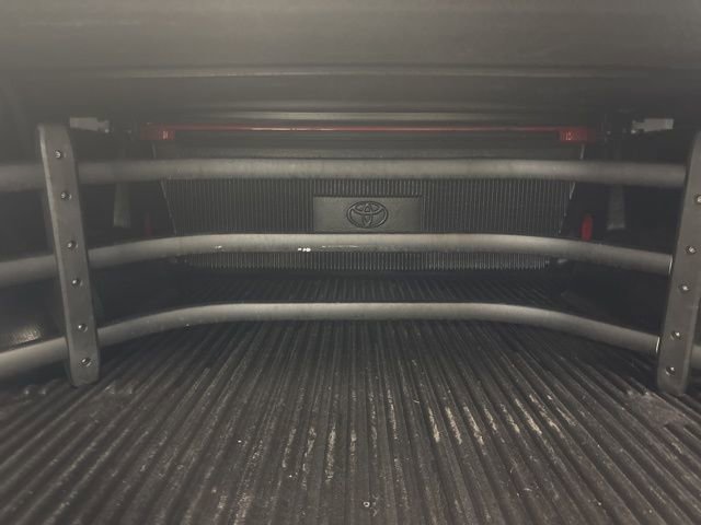 Used 2014 Toyota Tundra Platinum image 33