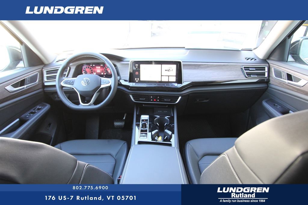 New 2026 Volkswagen Atlas SEL image 2