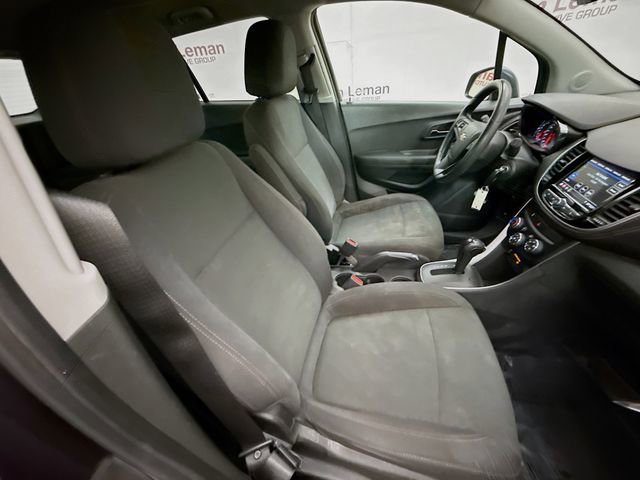 Used 2019 Chevrolet Trax LS w/ Tint and Cruise Package FWD image 27