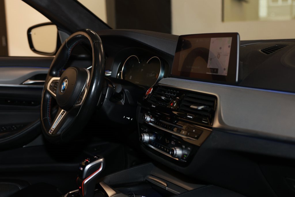 Used 2019 BMW M5 w/ Executive Package image 18