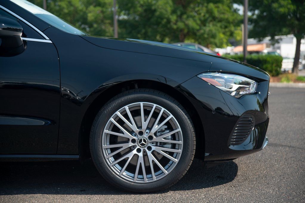 Used 2025 Mercedes-Benz CLA 250 4MATIC image 12