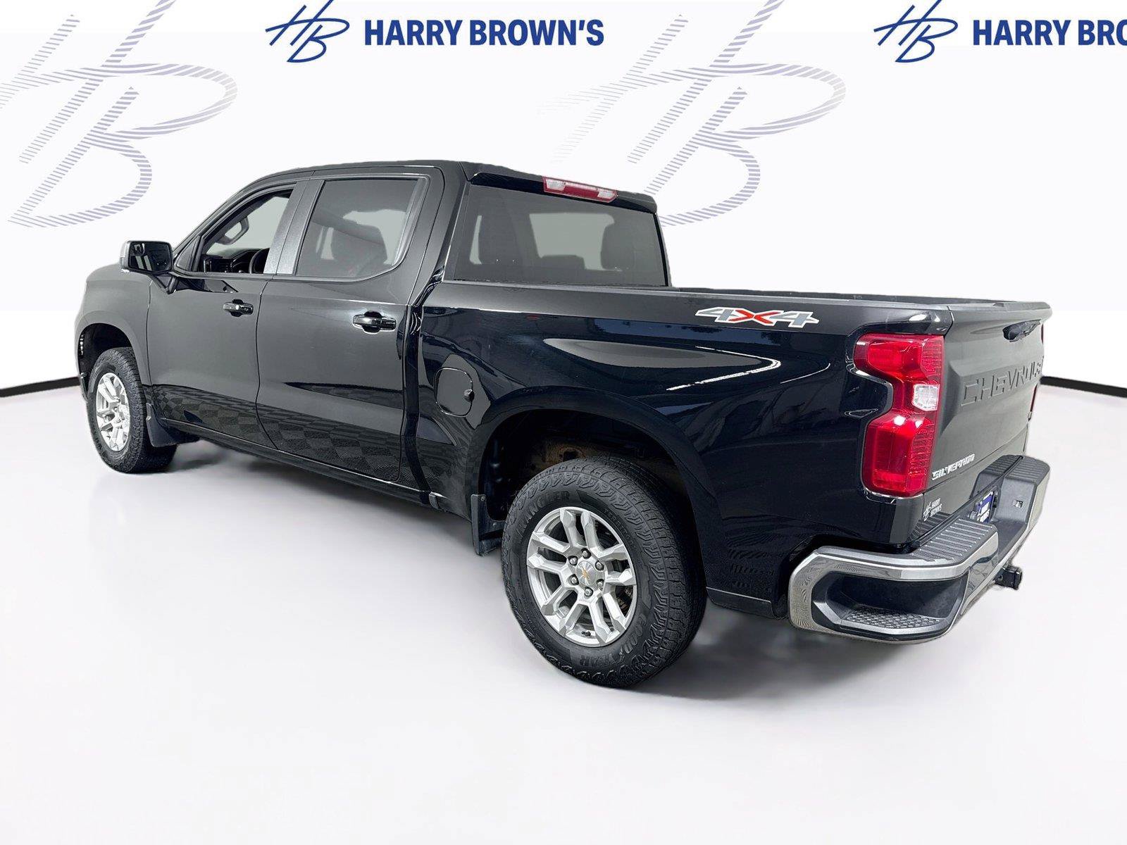 Used 2024 Chevrolet Silverado 1500 LT AWD/4WD image 27