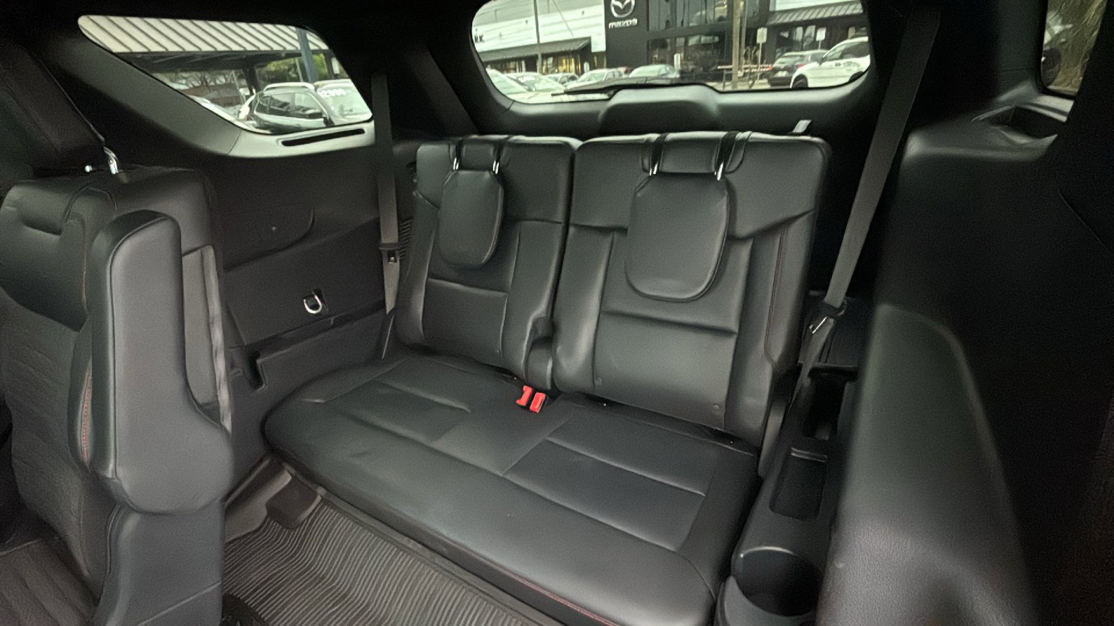 Used 2025 Ford Explorer ST-Line w/ Premium Package image 19