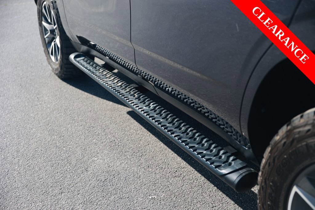 Used 2022 Chevrolet Tahoe Z71 AWD/4WD image 14