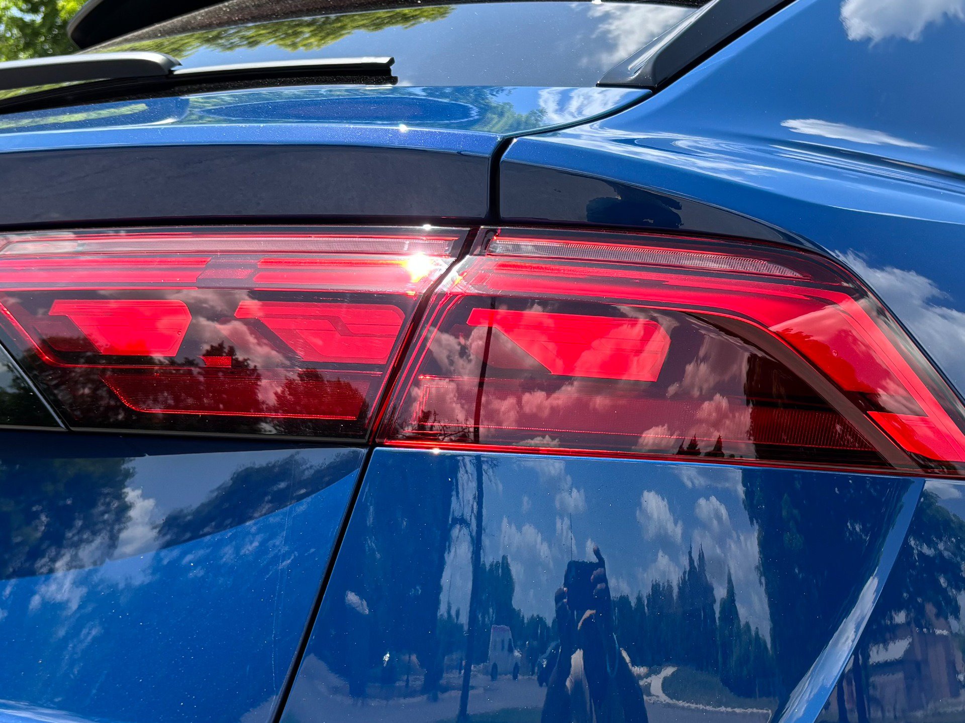 Used 2024 Audi SQ8 Prestige AWD/4WD image 18