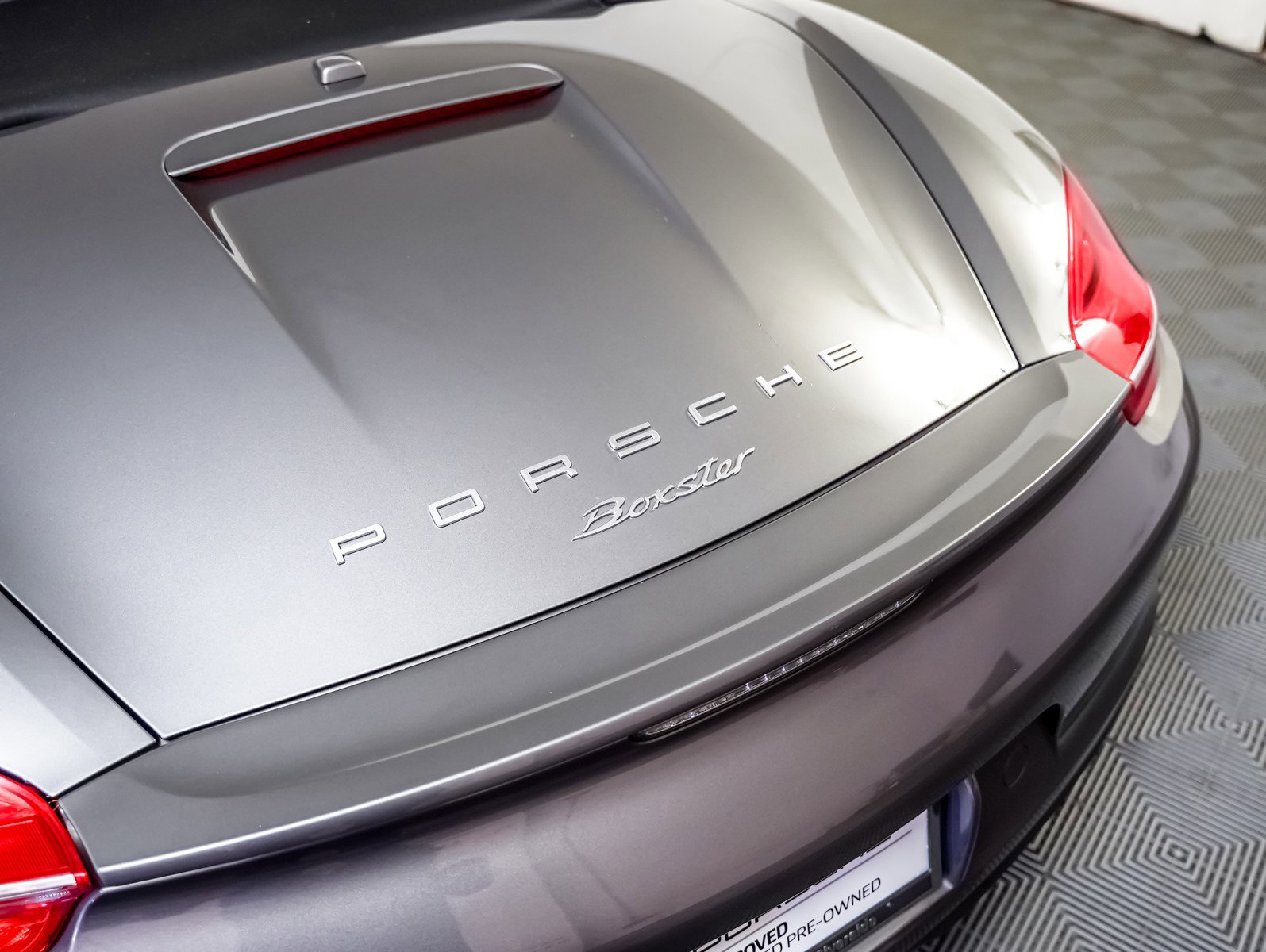 Used 2015 Porsche Boxster image 24