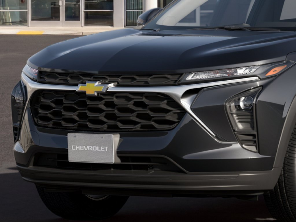 New 2026 Chevrolet Trax LS w/ LS Convenience Package FWD image 4
