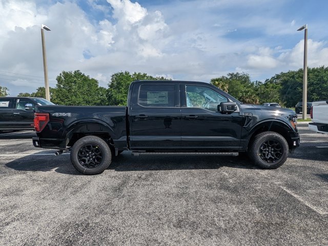 New 2025 Ford F150 XLT w/ Equipment Group 302A MID image 4