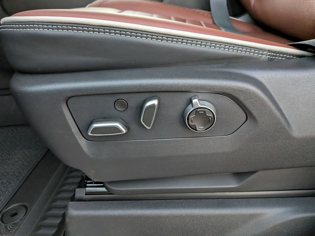 New 2026 GMC Sierra 3500 Denali Ultimate image 19