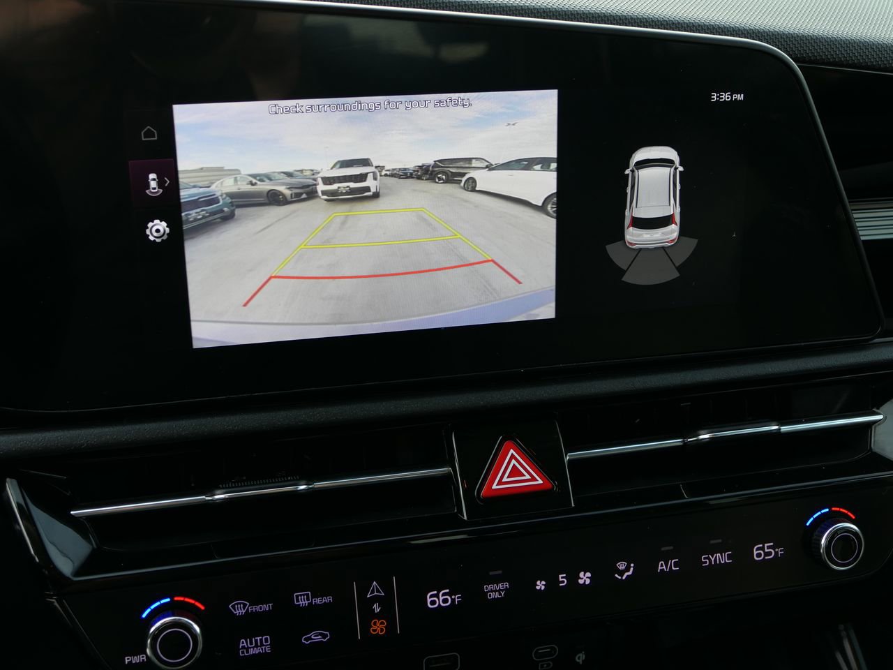 Used 2023 Kia Niro EX image 22