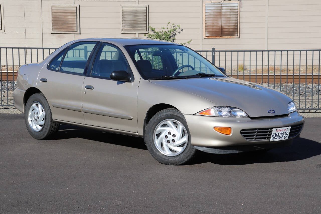 Used 1997 Chevrolet Cavalier LS w/ Preferred Equipment Group 2 FWD image 1
