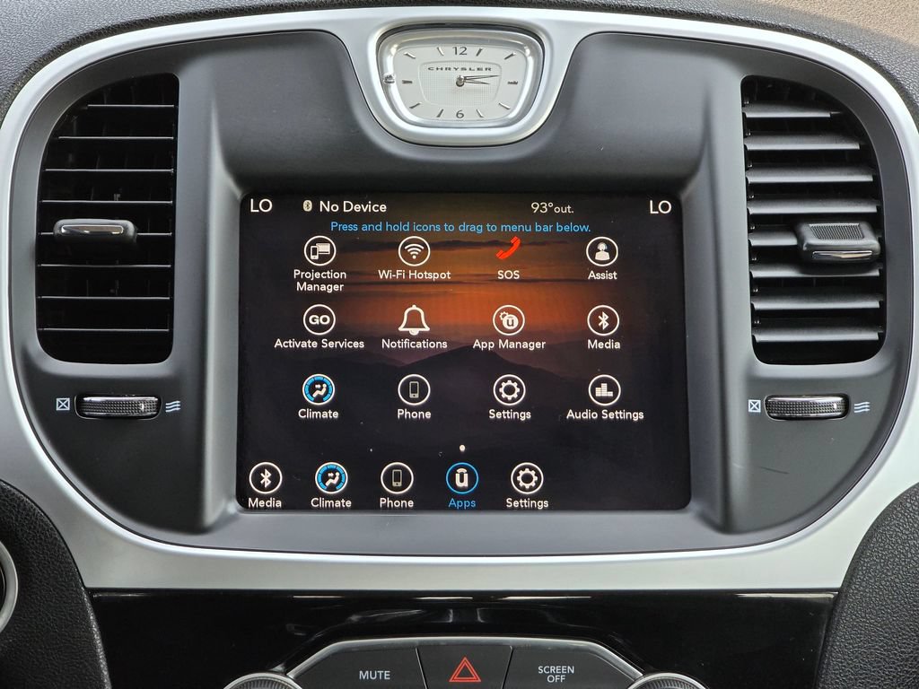 Used 2023 Chrysler 300 Touring RWD image 18