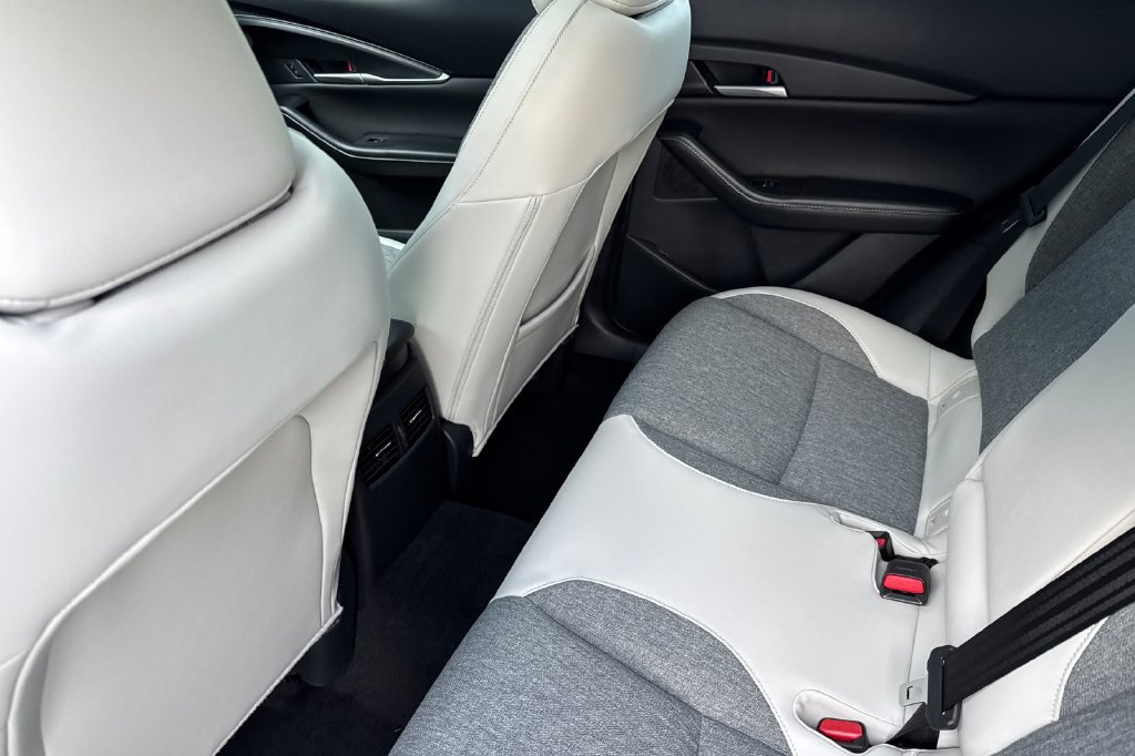 Certified 2026 MAZDA CX-30 AWD 2.5 S image 17