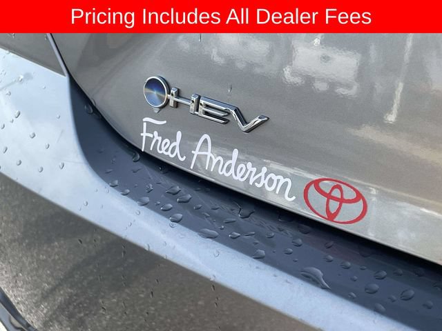 Used 2025 Toyota Camry SE FWD image 11