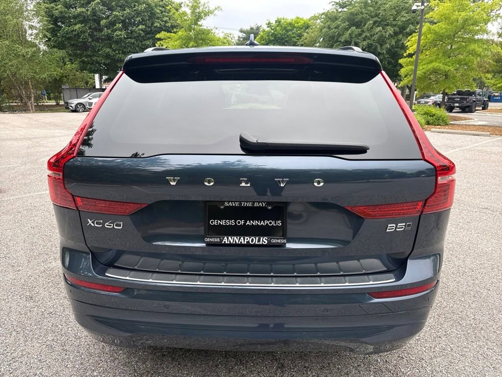 Used 2022 Volvo XC60 B5 Momentum w/ Advanced Package AWD/4WD image 8