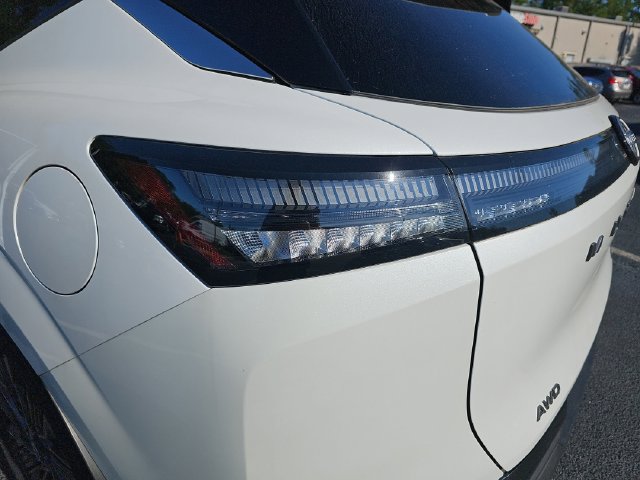 Used 2025 Nissan Murano Platinum w/ Cargo Package AWD/4WD image 39