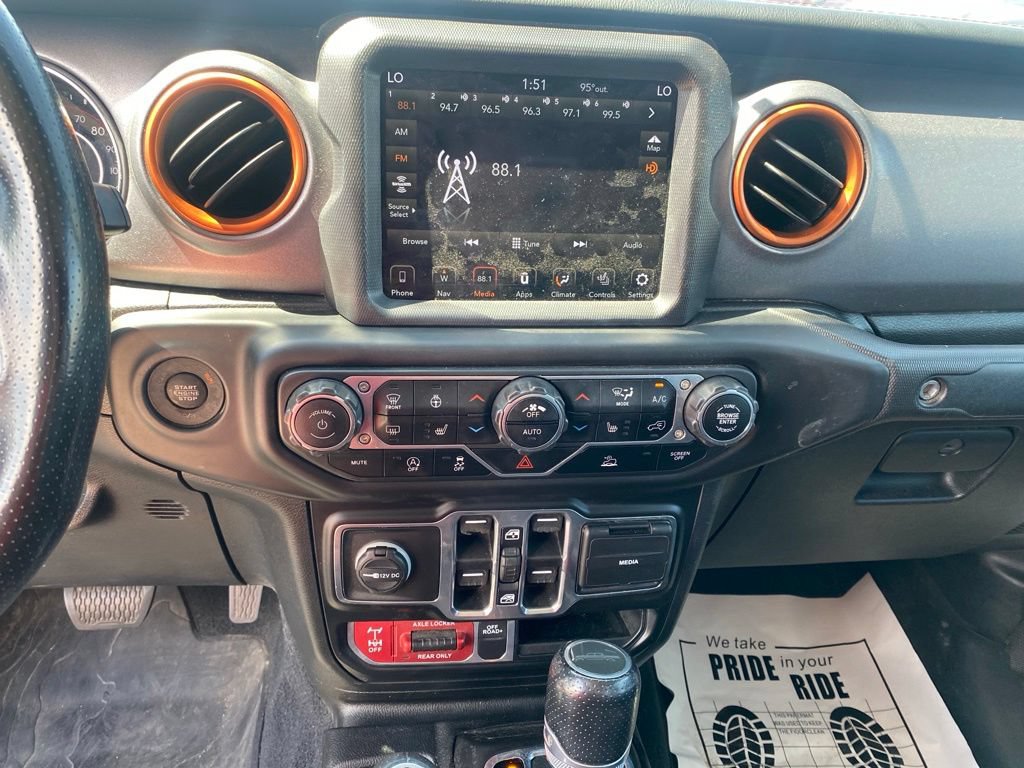 Used 2020 Jeep Gladiator Mojave AWD/4WD image 13